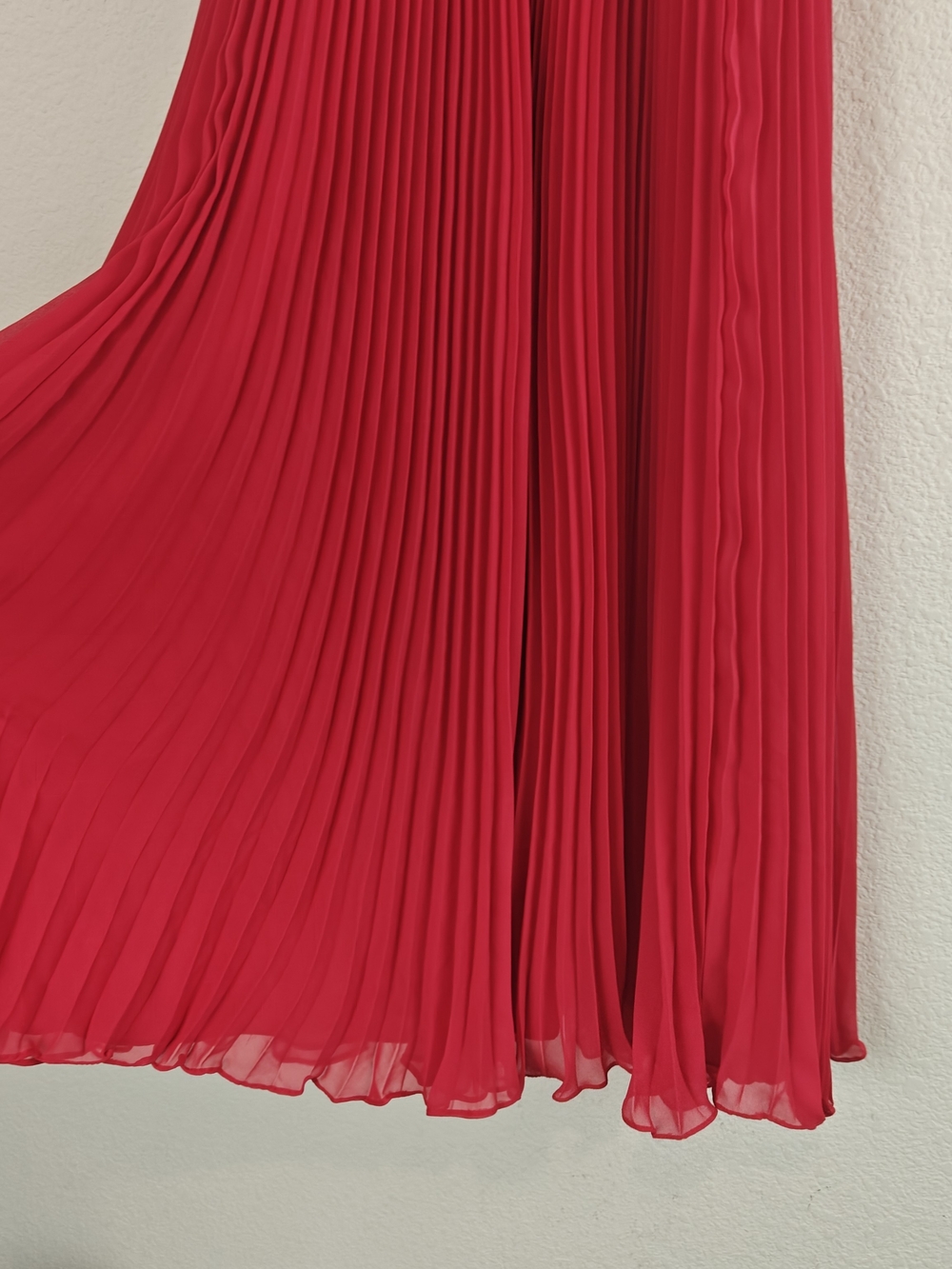 Hailey by Adrianna Papell Pink Pleated Halter Cocktail Dress Cutout Waist Size 0 - Picture 5 of 16